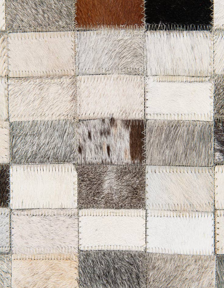 Detail image of 5' 1 x 8' Cowhide Stocks Rug