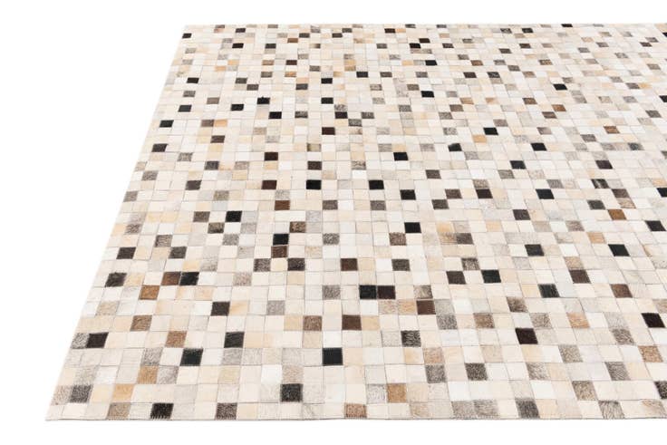 Detail image of 5' x 7' 11 Cowhide Stocks Rug