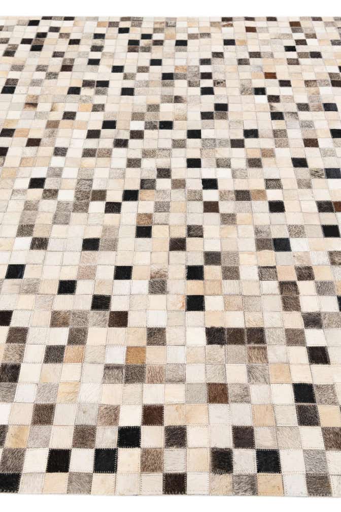 5' 2 x 8' Cowhide Stocks Rug