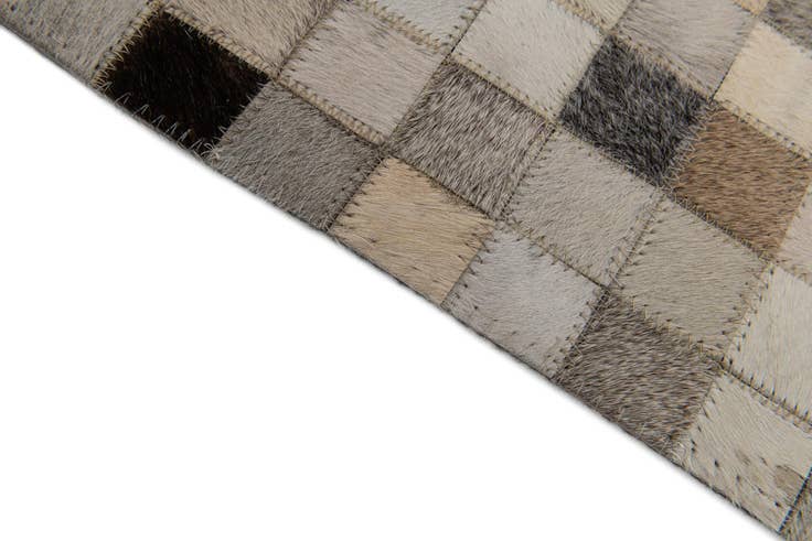 Detail image of 5' x 8' Cowhide Stocks Rug