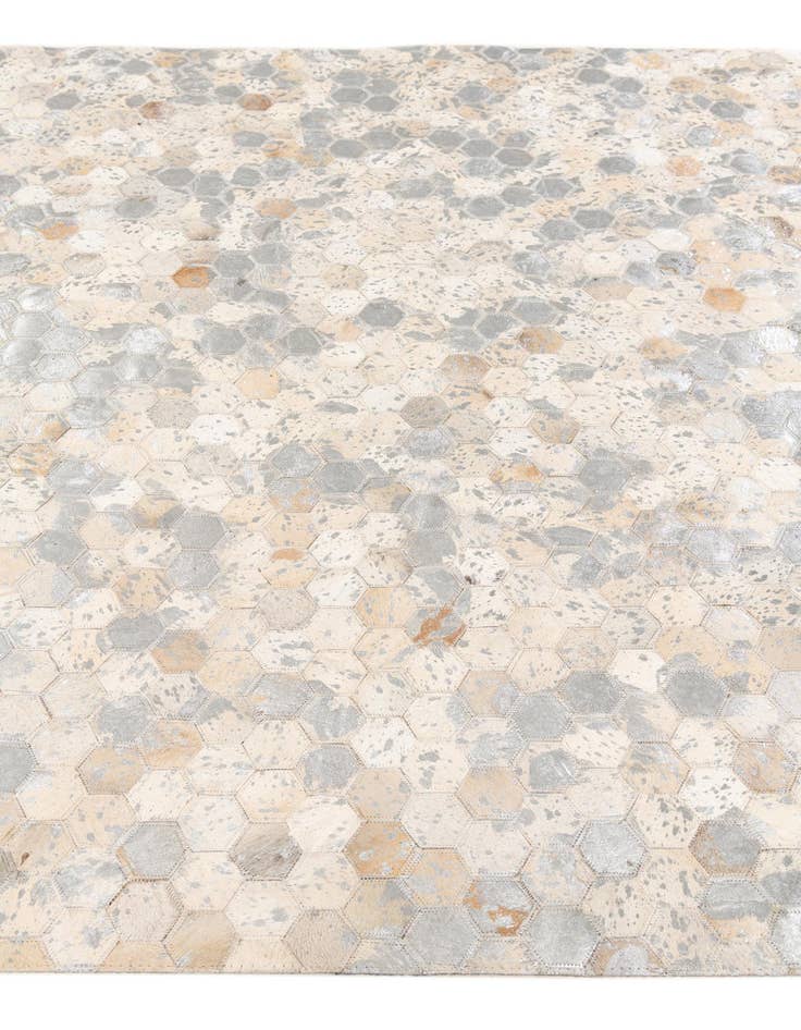 Detail image of 4' 11 x 7' 8 Cowhide Stocks Rug