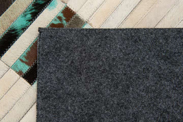 6' x 9' 1 Cowhide Stocks Rug