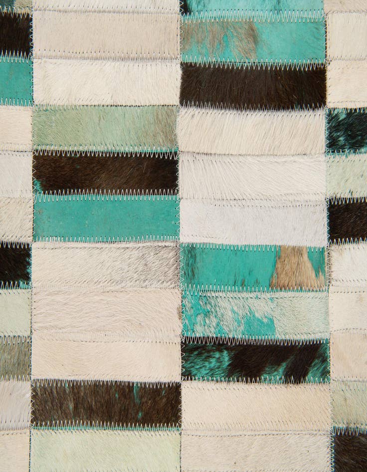 Detail image of 6' x 8' 11 Cowhide Stocks Rug