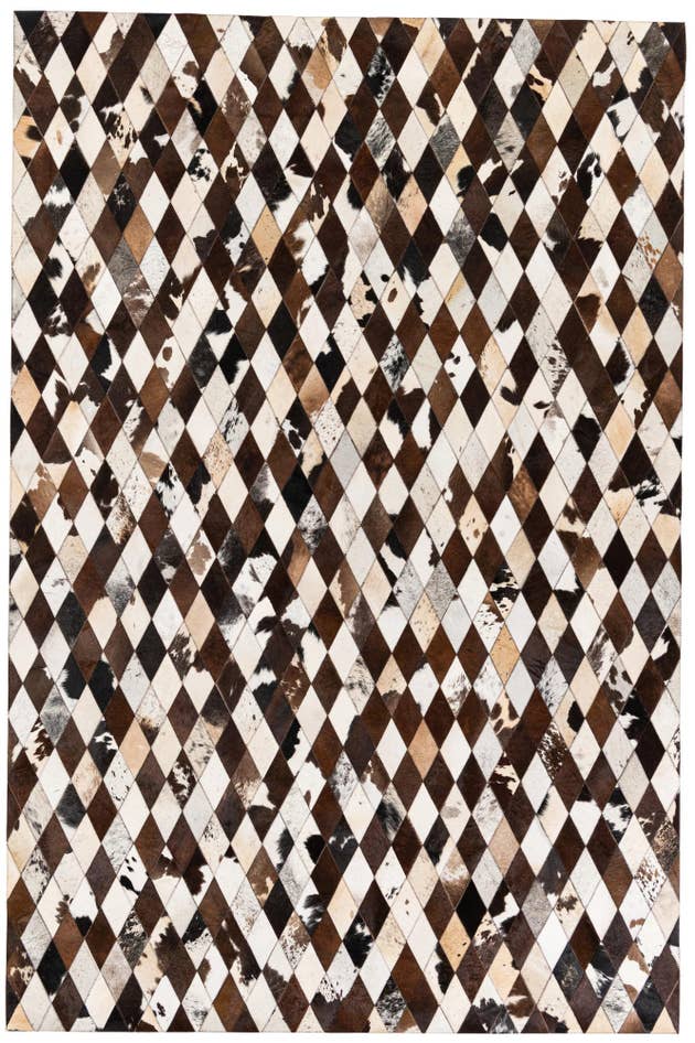 Detail image of 6' 6 x 9' 10 Cowhide Stocks Rug