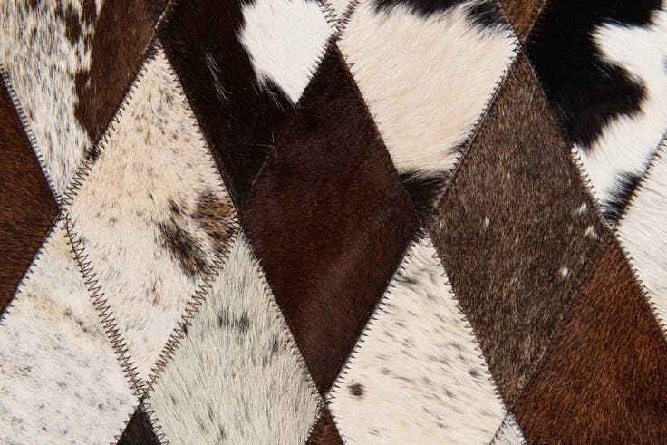 Detail image of 6' 7 x 9' 10 Cowhide Stocks Rug