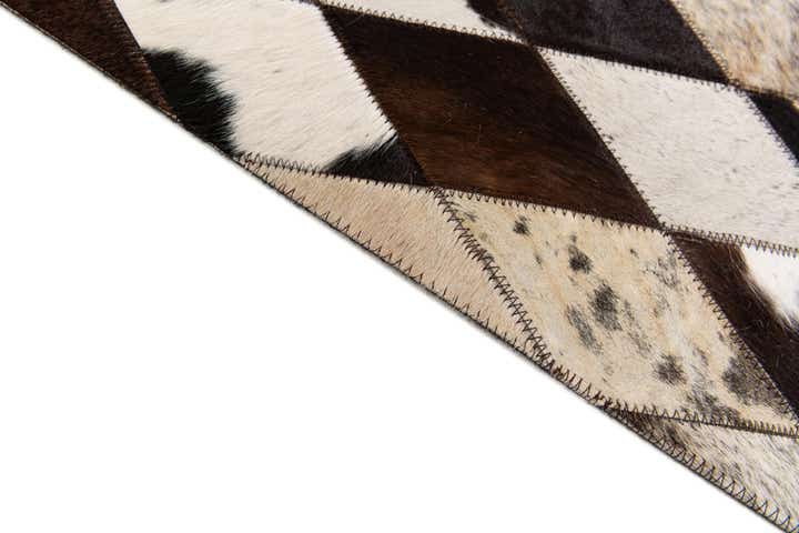 6' 7 x 9' 10 Cowhide Stocks Rug