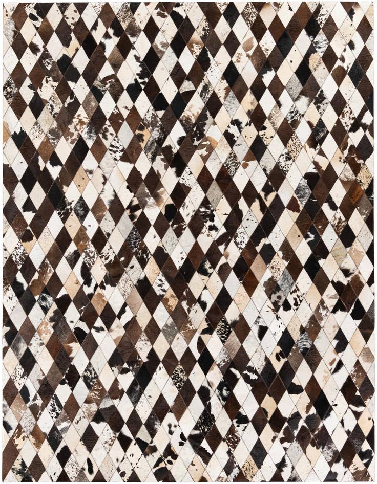 Detail image of 6' 8 x 9' 9 Cowhide Stocks Rug