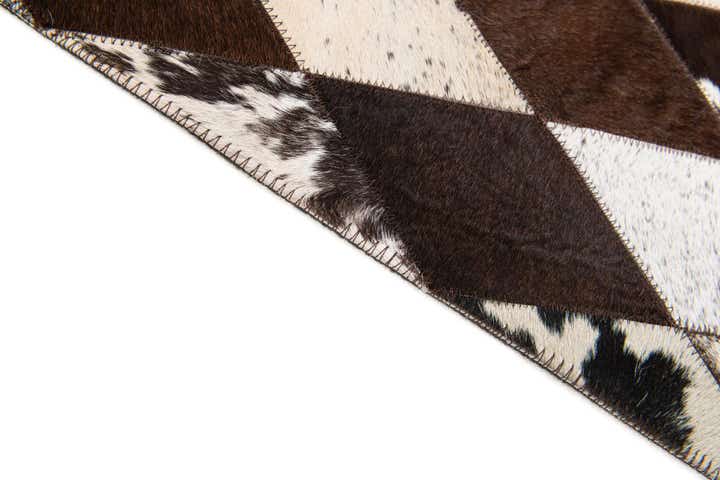 6' 8 x 9' 11 Cowhide Stocks Rug