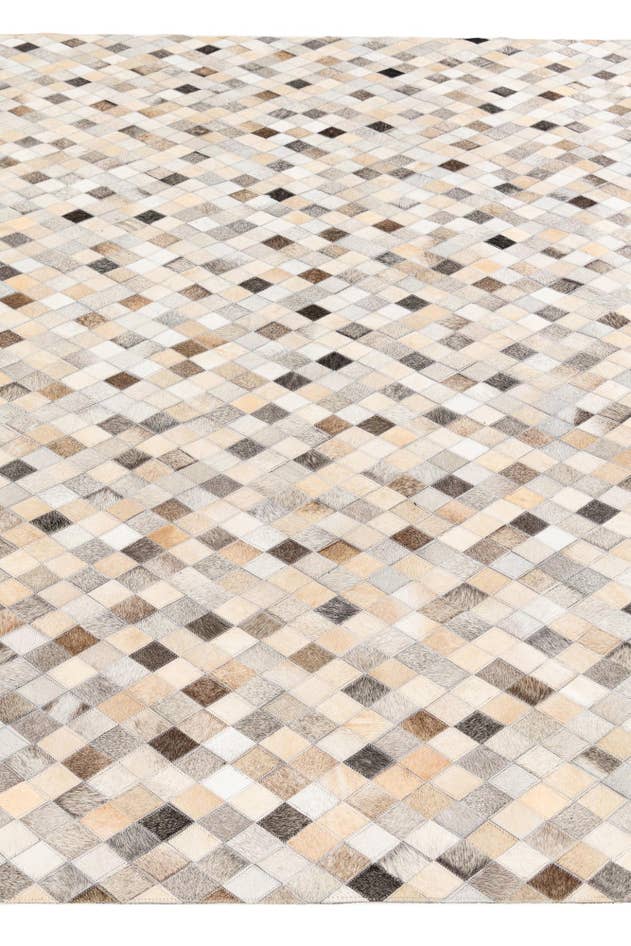 Detail image of 6' 8 x 9' 9 Cowhide Stocks Rug