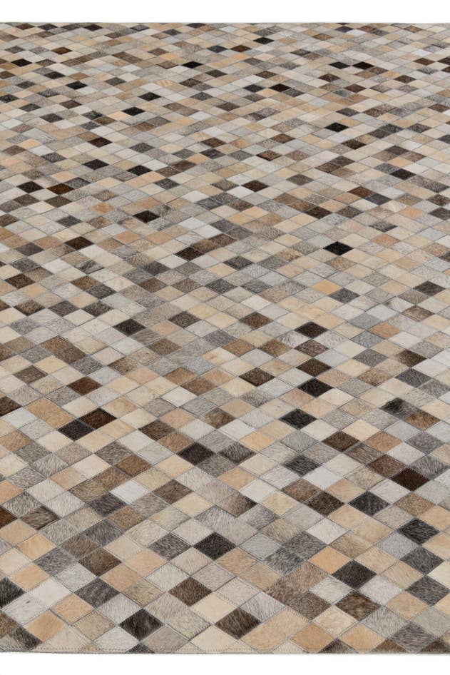 Detail image of 6' 7 x 9' 11 Cowhide Stocks Rug