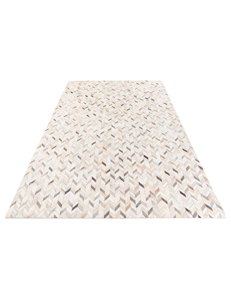 Detail image of 6' 8 x 9' 10 Cowhide Stocks Rug