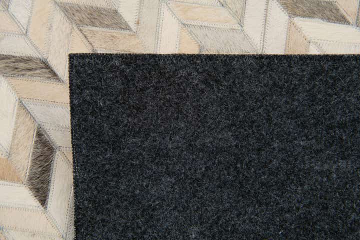 6' 9 x 9' 11 Cowhide Stocks Rug