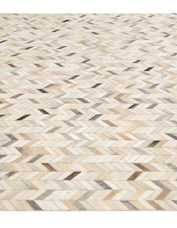 Detail image of 6' 8 x 9' 10 Cowhide Stocks Rug