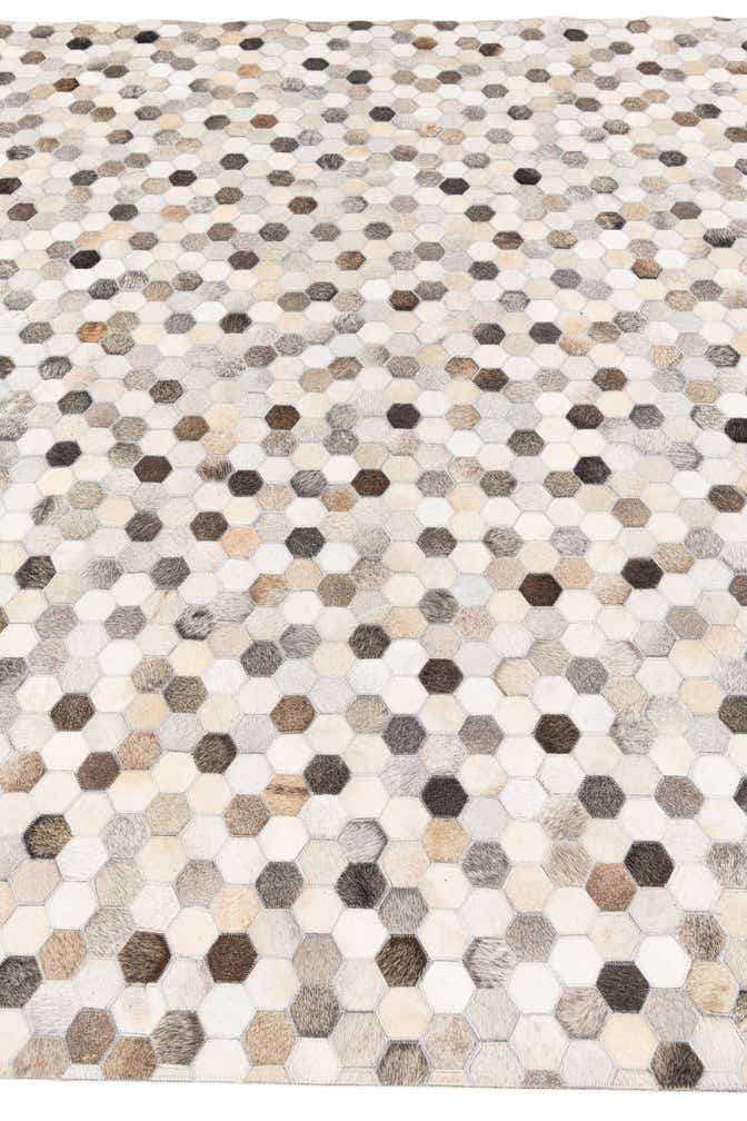 6' 8 x 10' Cowhide Stocks Rug