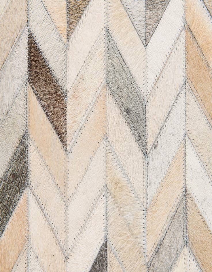 Detail image of 6' 8 x 9' 11 Cowhide Stocks Rug