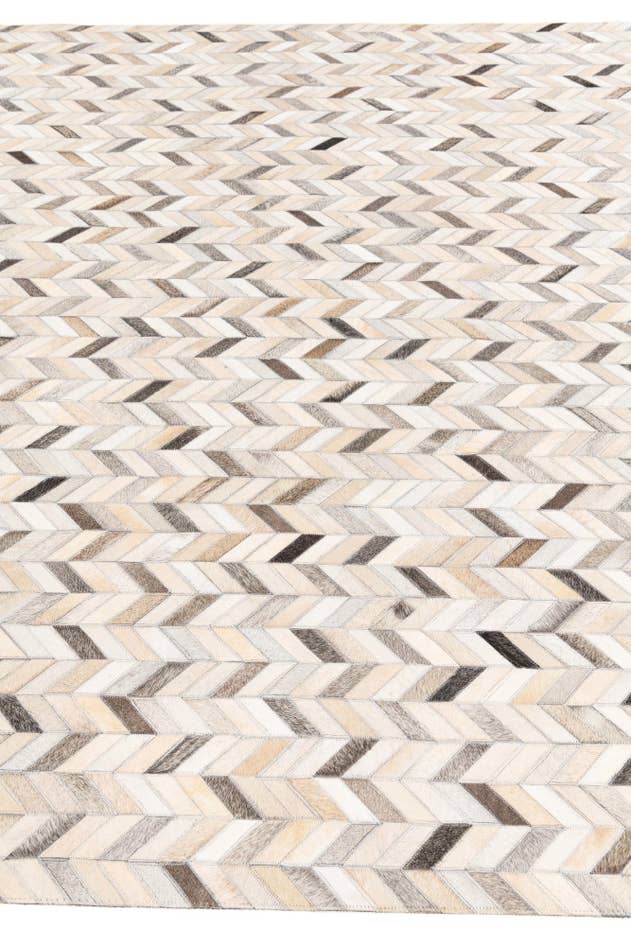 Detail image of 6' 7 x 9' 10 Cowhide Stocks Rug