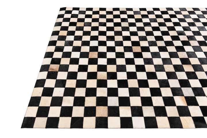 4' 9 x 6' 8 Cowhide Stocks Rug