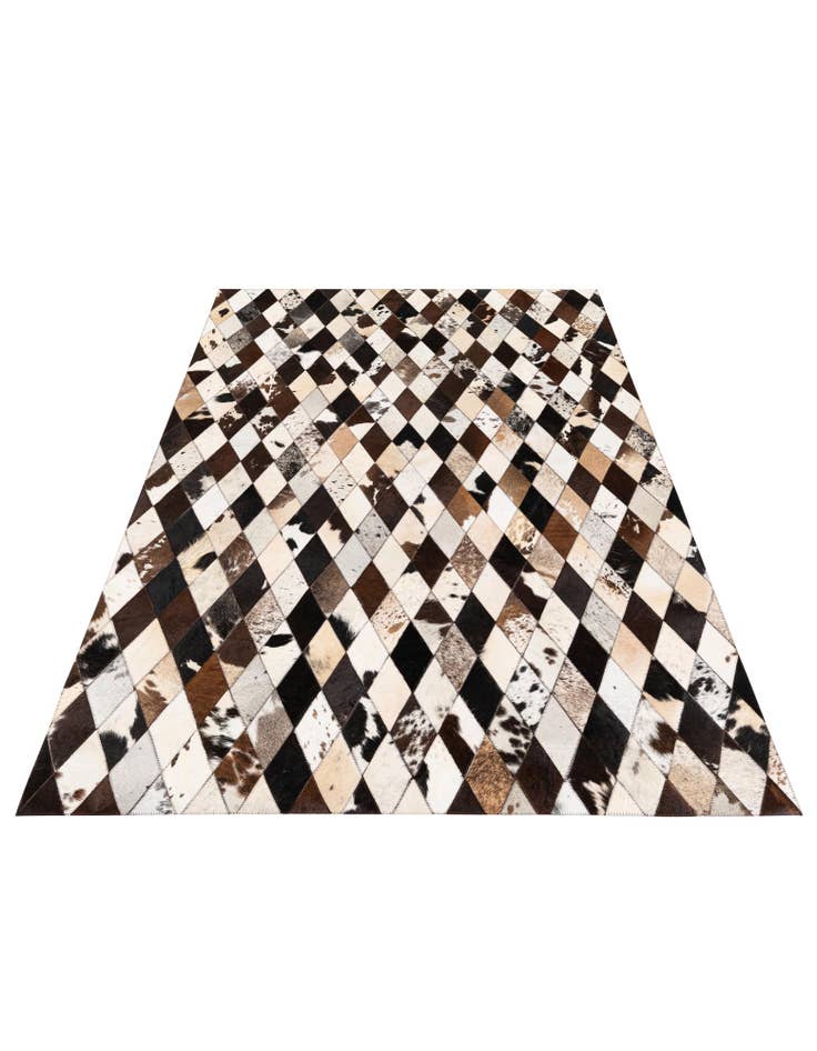 Detail image of 4' 8 x 6' 9 Cowhide Stocks Rug