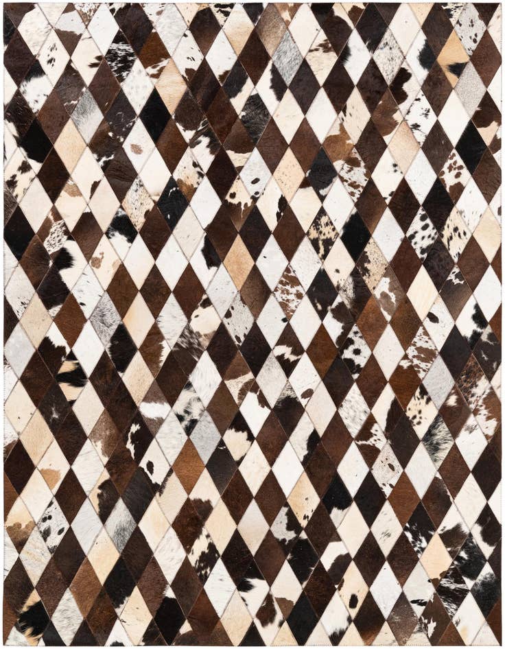 Detail image of 4' 8 x 6' 8 Cowhide Stocks Rug