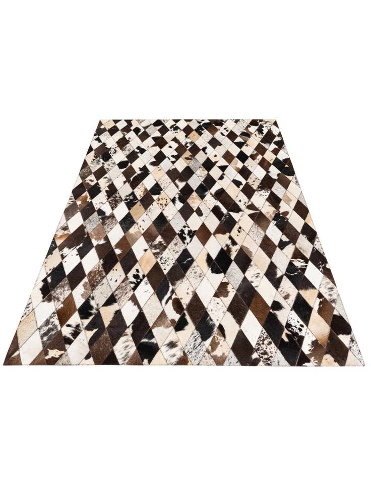 Detail image of 4' 8 x 6' 8 Cowhide Stocks Rug