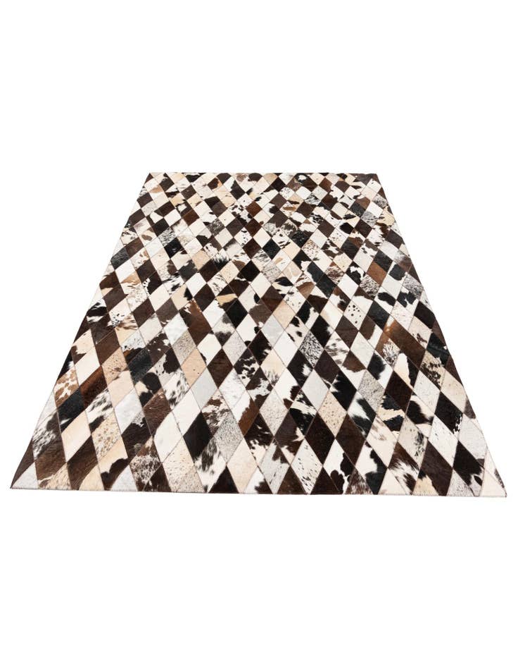Detail image of 4' 8 x 6' 8 Cowhide Stocks Rug