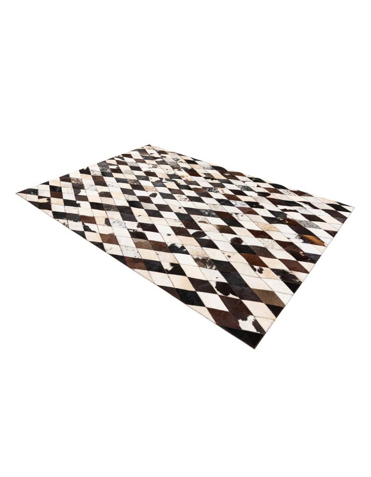 Detail image of 4' 8 x 6' 9 Cowhide Stocks Rug