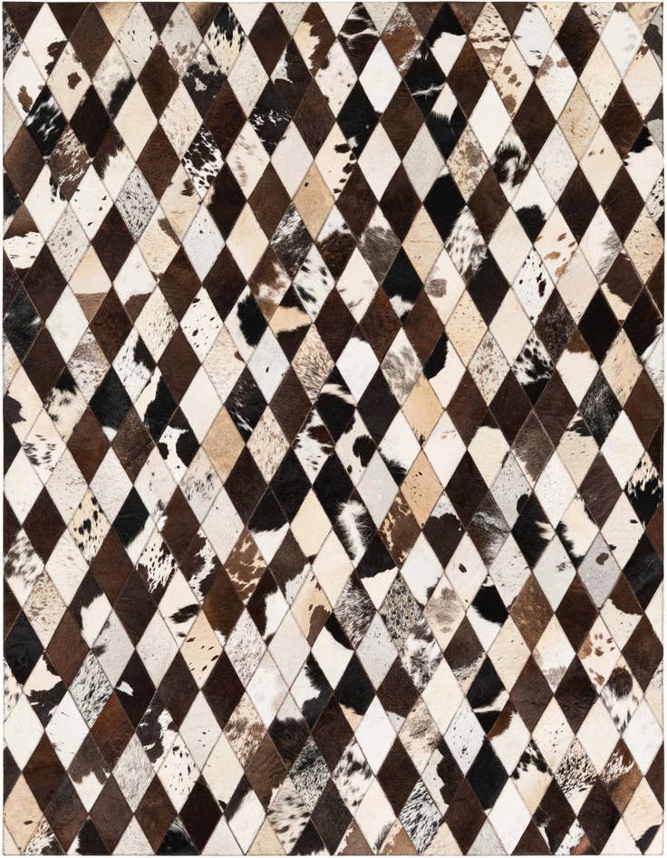 Detail image of 4' 8 x 6' 6 Cowhide Stocks Rug