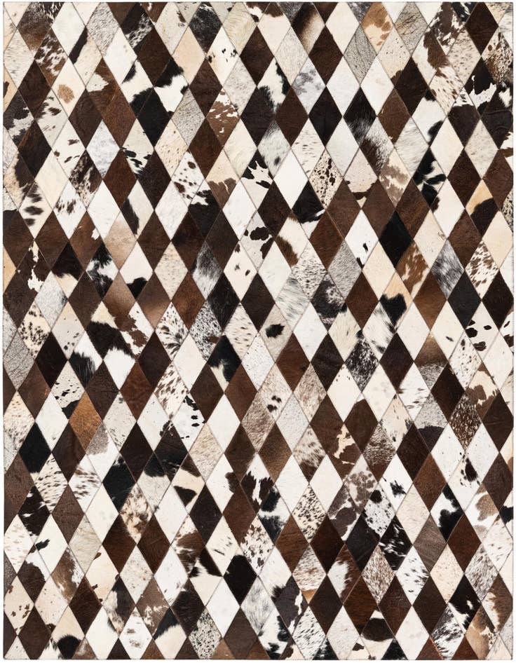 Detail image of 4' 8 x 6' 8 Cowhide Stocks Rug