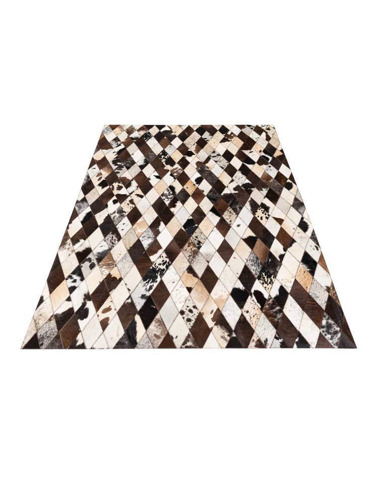 Detail image of 4' 9 x 6' 6 Cowhide Stocks Rug