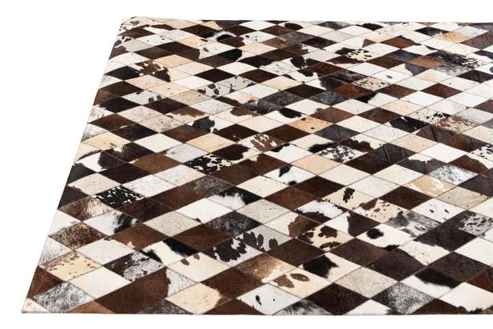 4' 9 x 6' 6 Cowhide Stocks Rug