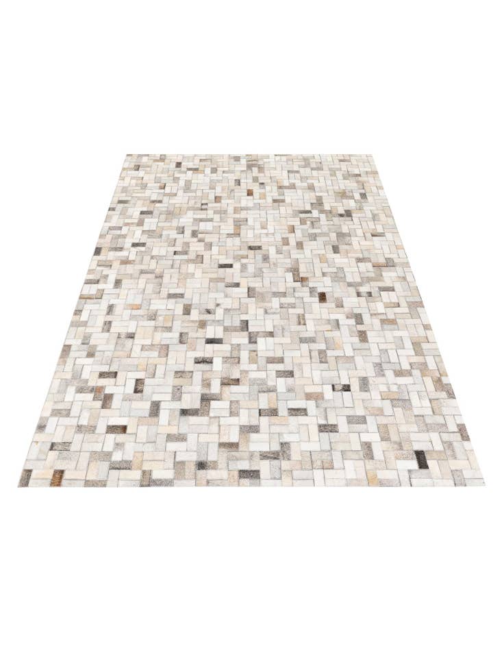 Detail image of 4' 9 x 6' 6 Cowhide Stocks Rug