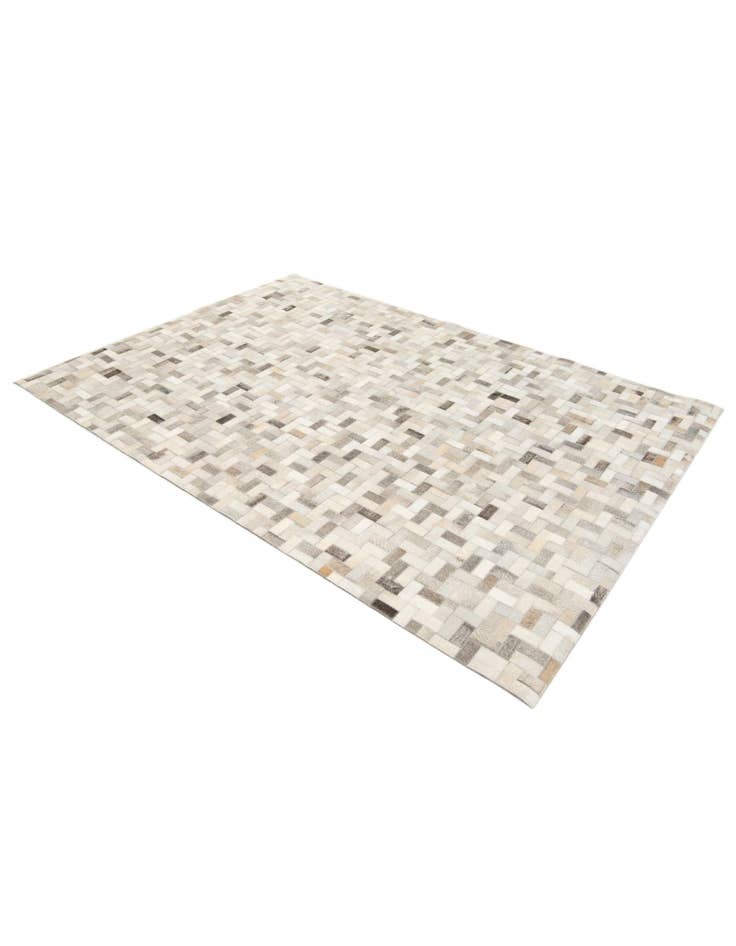 Detail image of 4' 7 x 6' 7 Cowhide Stocks Rug