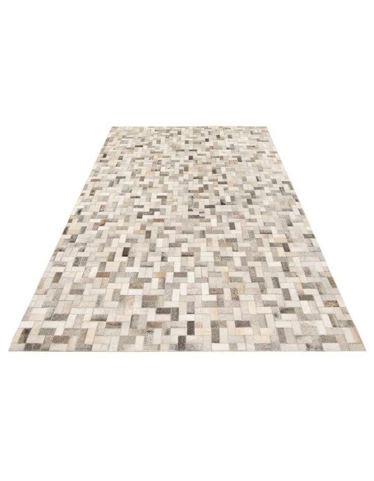 Detail image of 4' 4 x 6' 7 Cowhide Stocks Rug