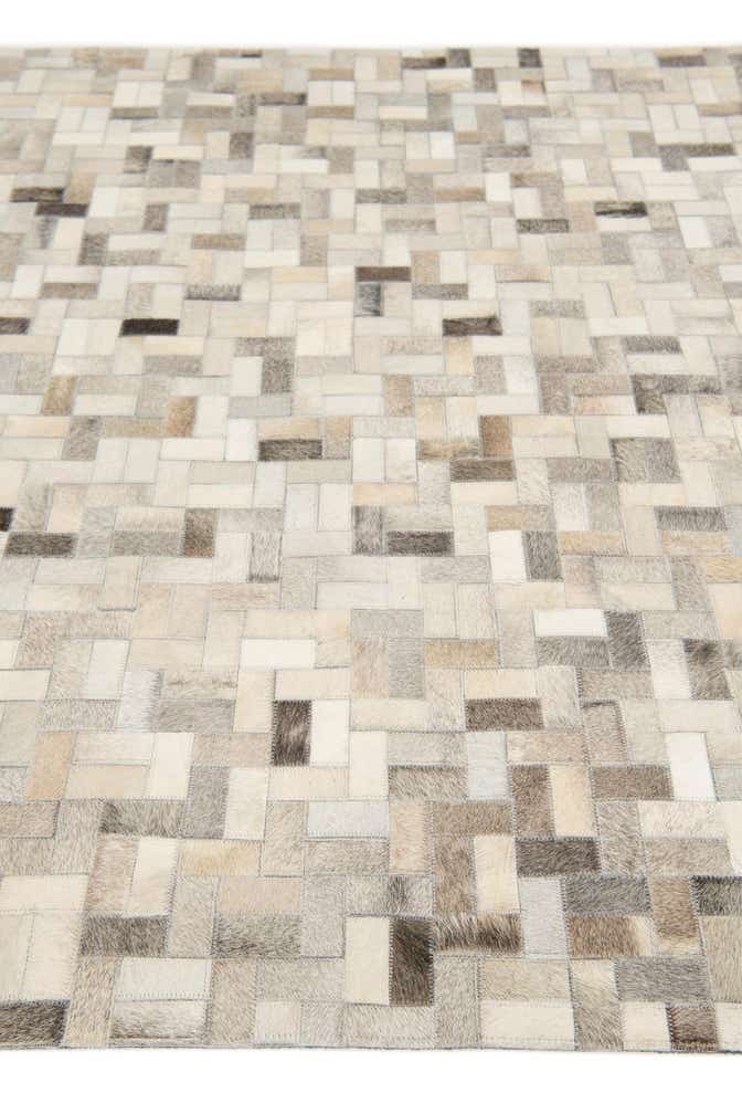 4' 7 x 6' 6 Cowhide Stocks Rug