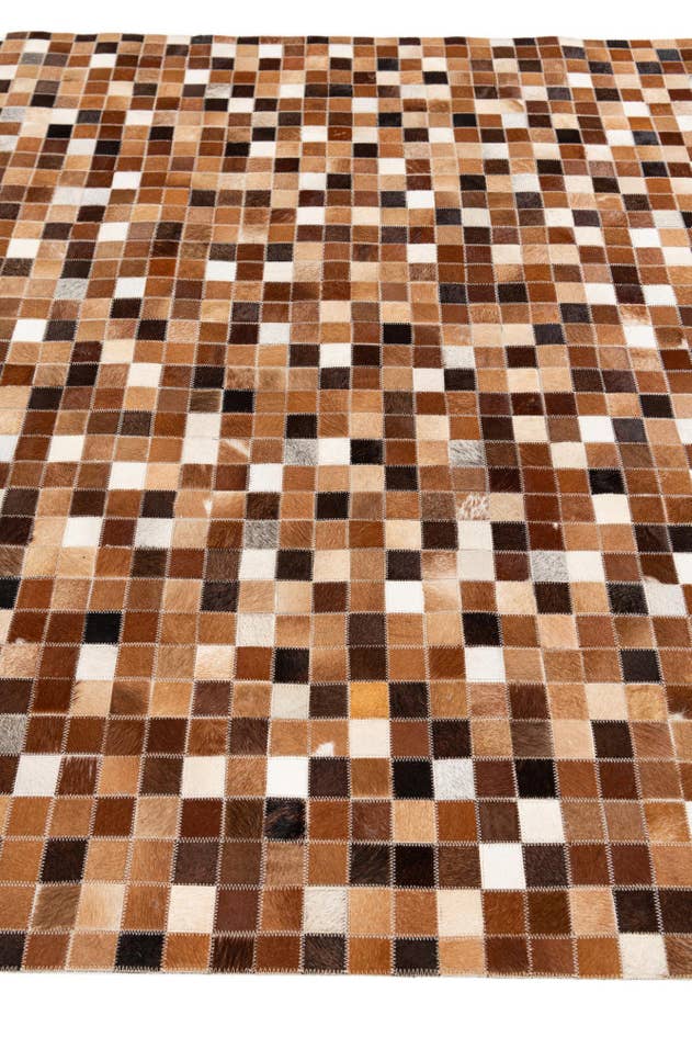 Detail image of 4' 9 x 6' 8 Cowhide Stocks Rug
