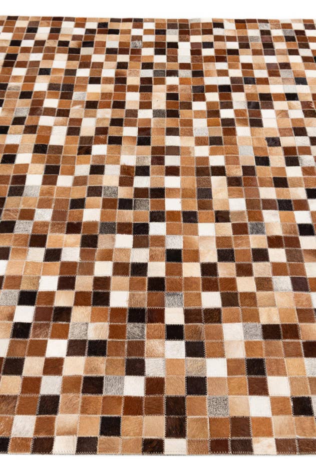 Detail image of 4' 8 x 6' 7 Cowhide Stocks Rug