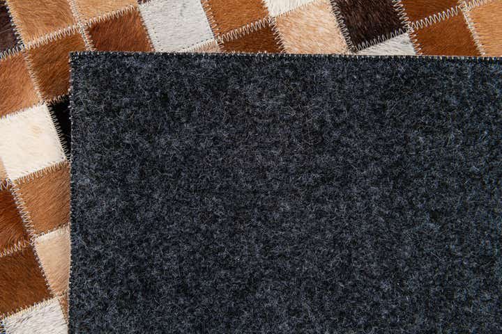 4' 7 x 6' 7 Cowhide Stocks Rug