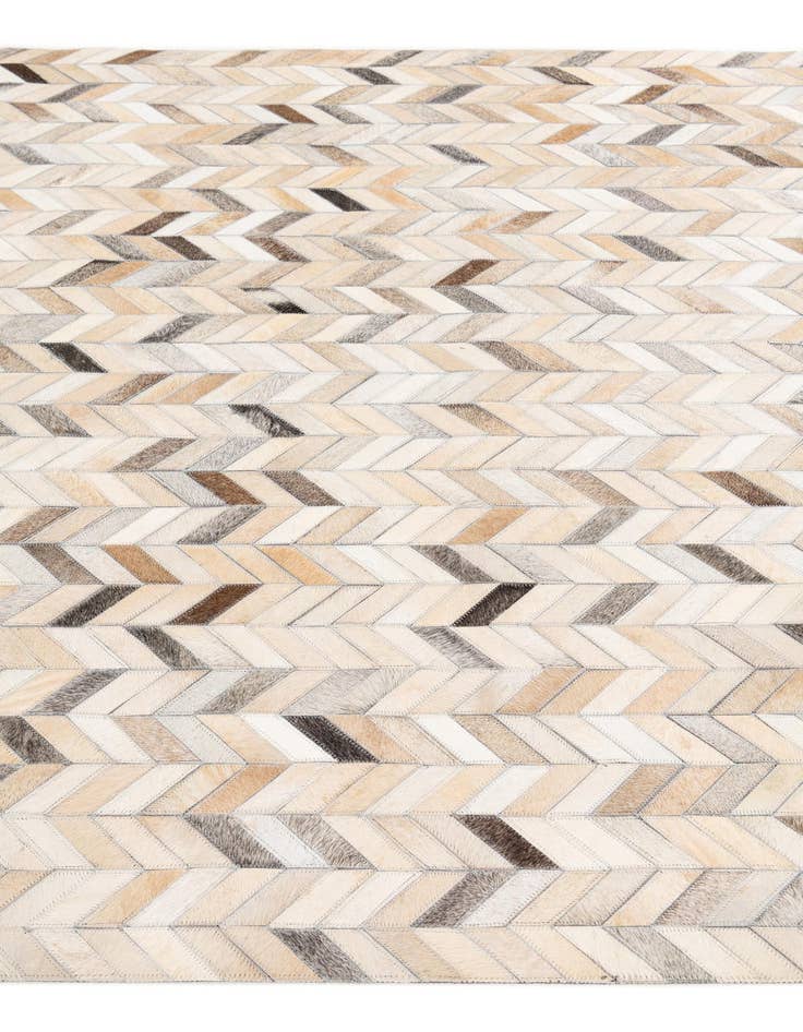 Detail image of 4' 9 x 6' 8 Cowhide Stocks Rug