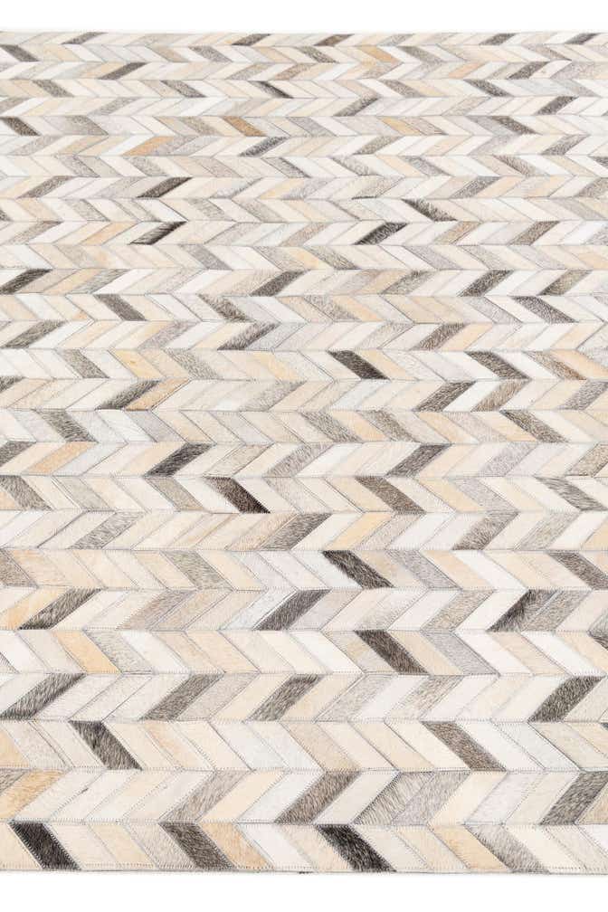 4' 7 x 6' 7 Cowhide Stocks Rug