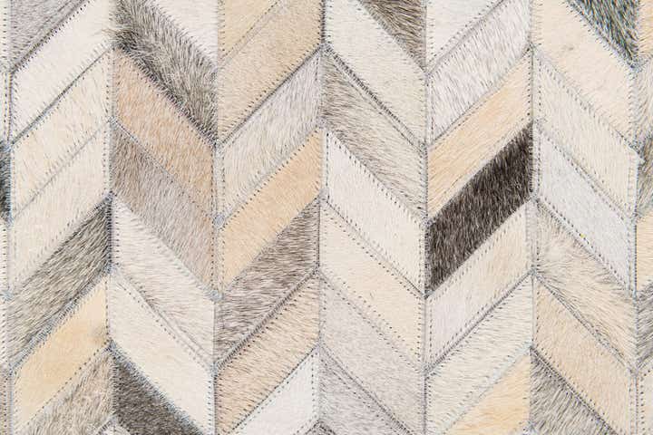4' 7 x 6' 7 Cowhide Stocks Rug