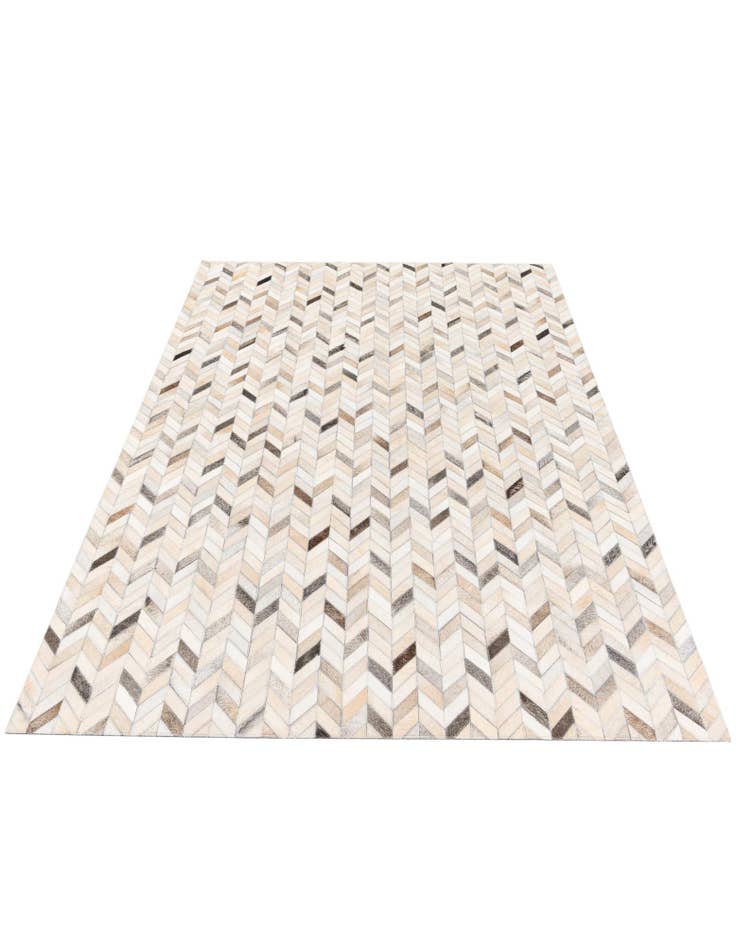 Detail image of 4' 8 x 6' 7 Cowhide Stocks Rug