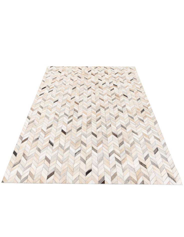 Detail image of 4' 8 x 6' 6 Cowhide Stocks Rug