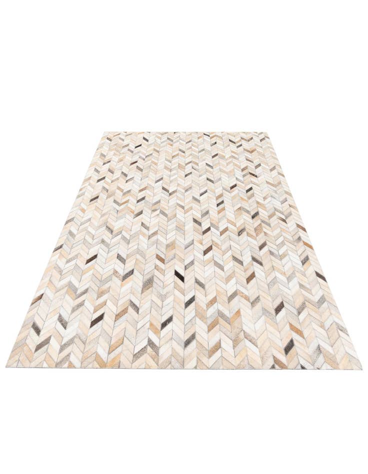 Detail image of 4' 7 x 6' 9 Cowhide Stocks Rug