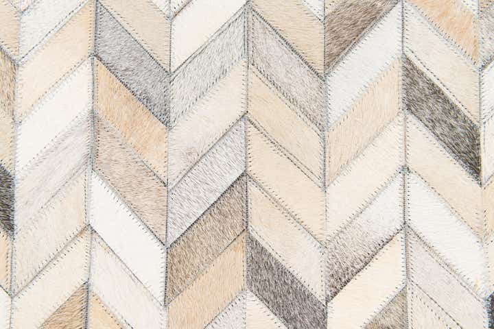 4' 7 x 6' 9 Cowhide Stocks Rug
