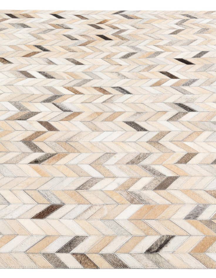 Detail image of 4' 8 x 6' 8 Cowhide Stocks Rug