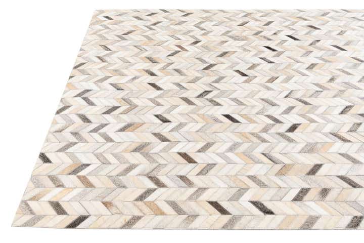 4' 7 x 6' 8 Cowhide Stocks Rug