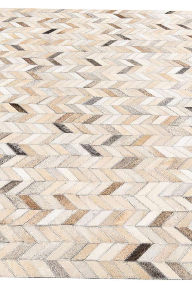 4' 7 x 6' 7 Cowhide Stocks Rug