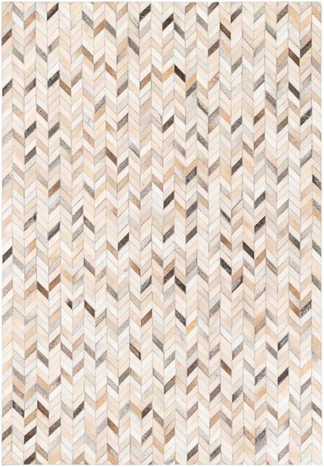 Detail image of 4' 8 x 6' 8 Cowhide Stocks Rug