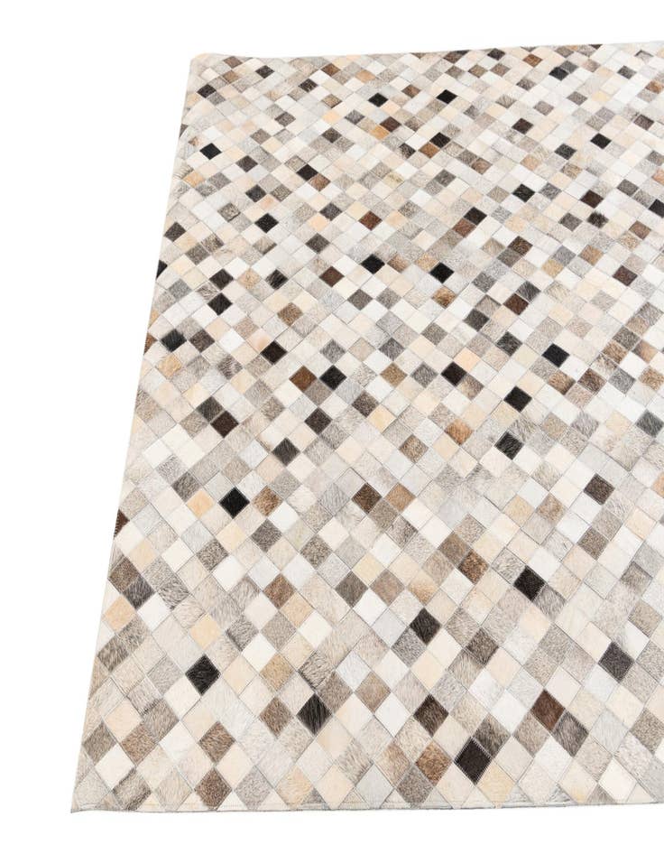 Detail image of 4' 8 x 6' 8 Cowhide Stocks Rug