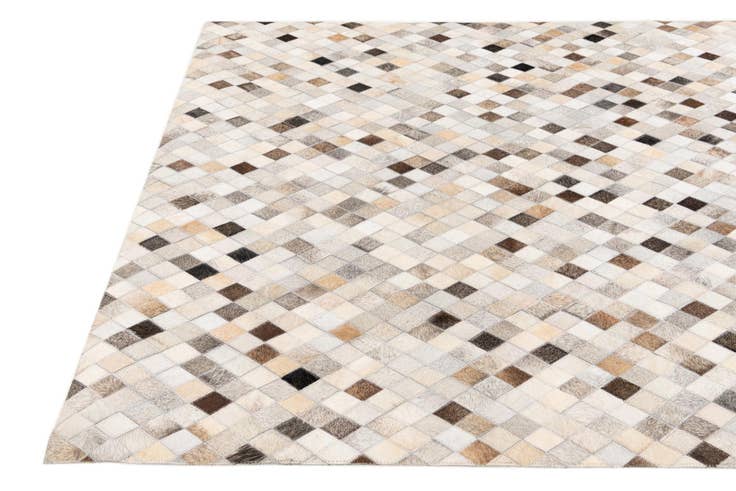 Detail image of 4' 9 x 6' 9 Cowhide Stocks Rug
